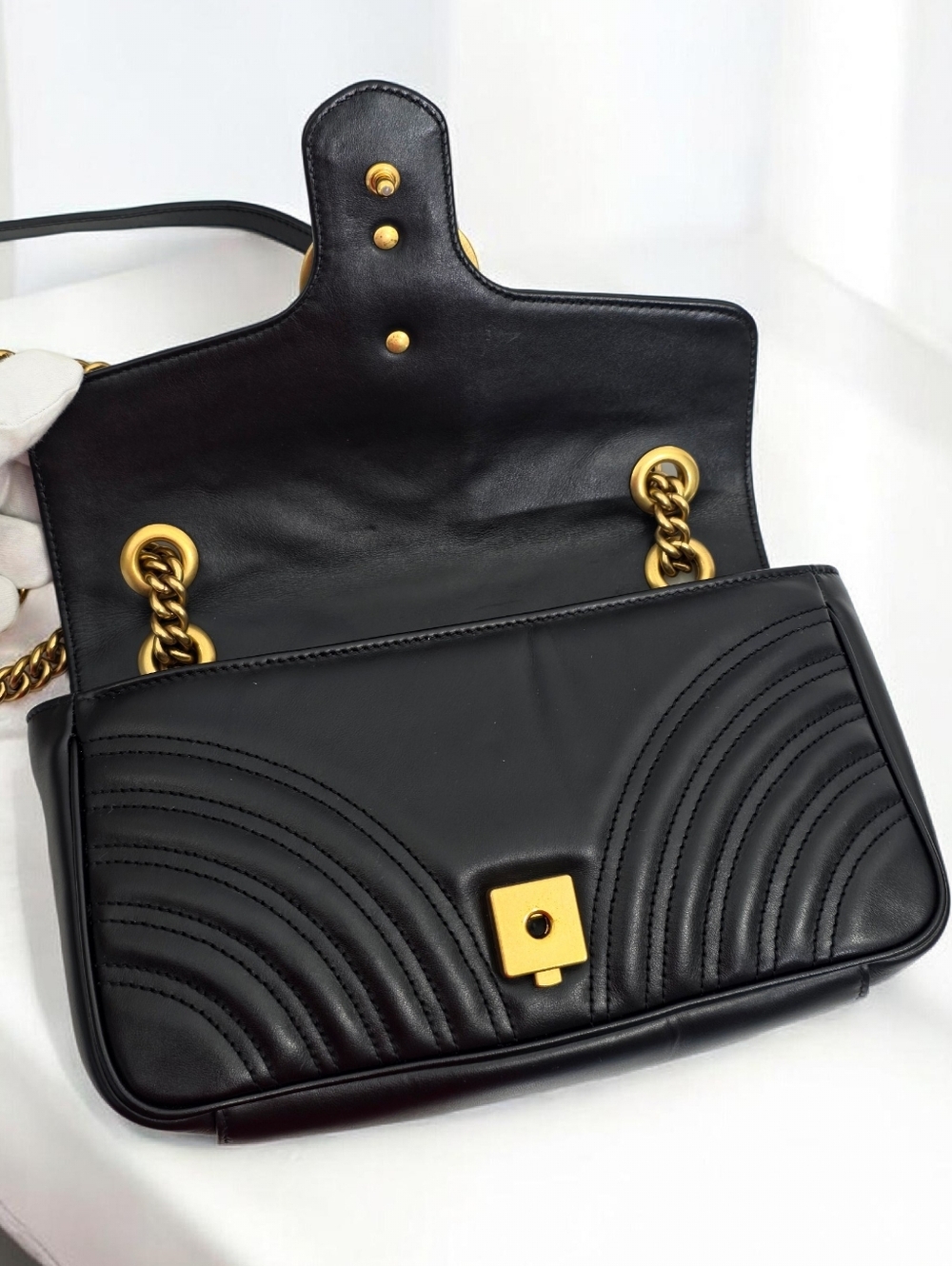 ✨️Authentic Gucci GG Marmont medium shoulder bag - Picture 7 of 14